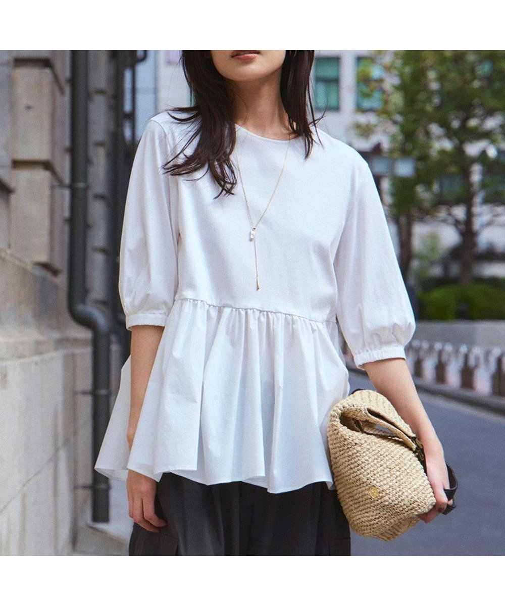 【23区/NIJYUSANKU】の【GLOW8月号掲載/洗える】ランダムフリルジャージー ペプラム カットソー インテリア・キッズ・メンズ・レディースファッション・服の通販 founy(ファニー) 　雑誌掲載アイテム　Magazine Picks & Fashion Features　ファッション雑誌　Fashion Magazines　グロー　GLOW　ファッション　Fashion　レディースファッション　Fashion for Women　トップス・カットソー　Cut & Sew Tops　シャツ・ブラウス・オフィスカジュアル　Elegant Blouses & Button-Ups　ロングTシャツ・Tシャツ　Longline T-Shirts & Tees　カットソー・ベーシックTシャツ　Cut-and-Sewn Tops / Stretch Tees & Basics　エレガント 上品　Elegant　春　Spring　洗える　Machine Washable　カットソー　Cut and Sewn Top　ギャザー　Gathered, Ruffled　吸水　Absorbent, Quick-Dry　シンプル　Simple, Minimal　雑誌　Magazine, Fashion Magazine　タイプライター　Typewriter Fabric, Crisp Cotton　ドッキング　Docking, Mixed Material　8月号　August Issue, Aug. Edition　ペプラム　Peplum, Flared Hem　ボトム　Bottoms, Lower Wear　S/S・春夏　SS, Spring/Summer, Warm Season　おすすめ　Recommended / Our Picks　夏　Summer　ビジネス 仕事 通勤　Business / Work / Commuting　2025年　2025　2025春夏・S/S　Spring/Summer 2025 SS25　ホワイト系|ID: prp329100004906463 ipo3291000000036736570