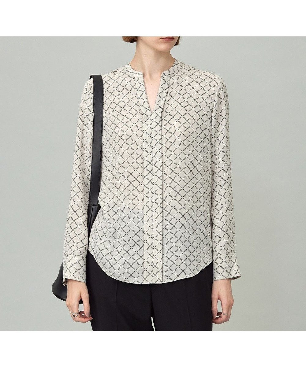 【アイシービー/iCB】の【新色追加・WEB限定】BackSatinAmunzen キーネックブラウス インテリア・キッズ・メンズ・レディースファッション・服の通販 founy(ファニー) ファッション Fashion レディースファッション Fashion for Women トップス・カットソー Cut & Sew Tops シャツ・ブラウス・オフィスカジュアル Elegant Blouses & Button-Ups インナー Innerwear サテン Satin, Glossy Fabric ジャケット Jacket, Outerwear ストライプ Stripe, Striped Pattern チェーン Chain, Chain Strap 人気 Popular, Best Seller ハイネック High Neck, Mock Neck プリント Print, Printed Pattern ボトム Bottoms, Lower Wear A/W・秋冬 Autumn/Winter おすすめ Recommended / Our Picks セレモニー Ceremony ビジネス 仕事 通勤 Business / Work / Commuting 2025年 2025 2025-2026秋冬・A/W Autumn/Winter 2025–26 AW25–26 トープベース×スクエアビット柄|ID: prp329100004910771 ipo3291000000036795379