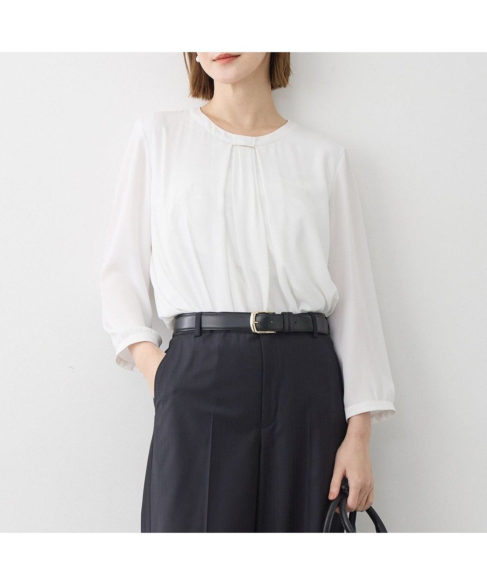 【23区/NIJYUSANKU】の【洗える】シルキーデシン バーアクセント ブラウス 人気、トレンドファッション・服の通販 founy(ファニー) ファッション Fashion レディースファッション Fashion for Women トップス・カットソー Cut & Sew Tops シャツ・ブラウス・オフィスカジュアル Elegant Blouses & Button-Ups ロングTシャツ・Tシャツ Longline T-Shirts & Tees カットソー・ベーシックTシャツ Cut-and-Sewn Tops / Stretch Tees & Basics アクセサリー Fashion Accessories エレガント 上品 Elegant 春 Spring 洗える Machine Washable カットソー Cut and Sewn Top シルク Silk, 100% Silk スマート Smart, Elegant とろみ Fluid, Flowy Fabric チェーン Chain, Chain Strap ドレープ Drape, Draping Fabric なめらか Smooth, Silky Texture バルーン Balloon, Balloon Silhouette フェミニン Feminine, Girly フロント Front, Front Design S/S・春夏 SS, Spring/Summer, Warm Season 夏 Summer セレモニー Ceremony ビジネス 仕事 通勤 Business / Work / Commuting other-1|ID: prp329100004910783 ipo3291000000036795515