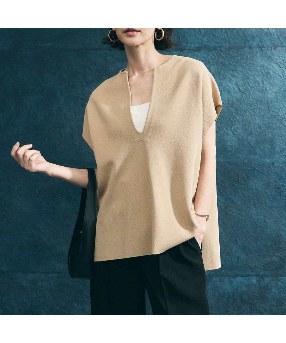 【アンフィーロ 自由区/UNFILO】の【WEB限定カラー】スゴ機能美ニット キーネック ジレ インテリア・キッズ・メンズ・レディースファッション・服の通販 founy(ファニー) 　ファッション　Fashion　レディースファッション　Fashion for Women　アウター　Coat / Outerwear Collection　トップス・カットソー　Cut & Sew Tops　ニット　Knit Tops & Sweaters　ベスト&ジレ / 重ね着スタイル　Vests & Gilets　インナー　Innerwear　ウォッシャブル　Machine Washable　春　Spring　キャミソール　Camisole, Spaghetti Strap Top　クール　Cool, Chic　コンパクト　Compact, Small Size　抗菌　Antibacterial, Bacteria-Resistant　スクエア　Square, Square Shape　ストレッチ　Stretch, Stretchy Fabric　スリーブ　Sleeve, Long Sleeve / Short Sleeve　セーター　Sweater, Knitwear　タンク　Tank Top, Sleeveless Top　ハーフ　Half, Half-Length　フォルム　Silhouette, Form　フロント　Front, Front Design　ヘムライン　Hemline, Bottom Cut　ベスト　Vest, Waistcoat　ボトム　Bottoms, Lower Wear　ミドル　Middle Length, Mid Height　S/S・春夏　SS, Spring/Summer, Warm Season　再入荷　Restock / Back in Stock　夏　Summer　新作・新入荷　New Arrivals / New In　[WEB限定]サンドベージュ|ID: prp329100004910878 ipo3291000000036796725