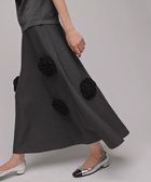 【組曲/KUMIKYOKU】の【組曲×setsuko sagittaire】ボンボンフラワーニット スカート 人気、トレンドファッション・服の通販 founy(ファニー) ファッション Fashion レディースファッション Fashion for Women スカート Skirts 春 Spring 秋 Autumn カーディガン Cardigan, Knitwear シンプル Simple, Minimal 人気 Popular, Best Seller バランス Balance, Style Balance フォルム Silhouette, Form フラワー Flower, Floral フレアースカート Flared Skirt, A-Line Skirt S/S・春夏 SS, Spring/Summer, Warm Season 夏 Summer エレガント 上品 Elegant 2026年 2026 thumbnail グレー系|ID: prp329100004914352 ipo3291000000036829476