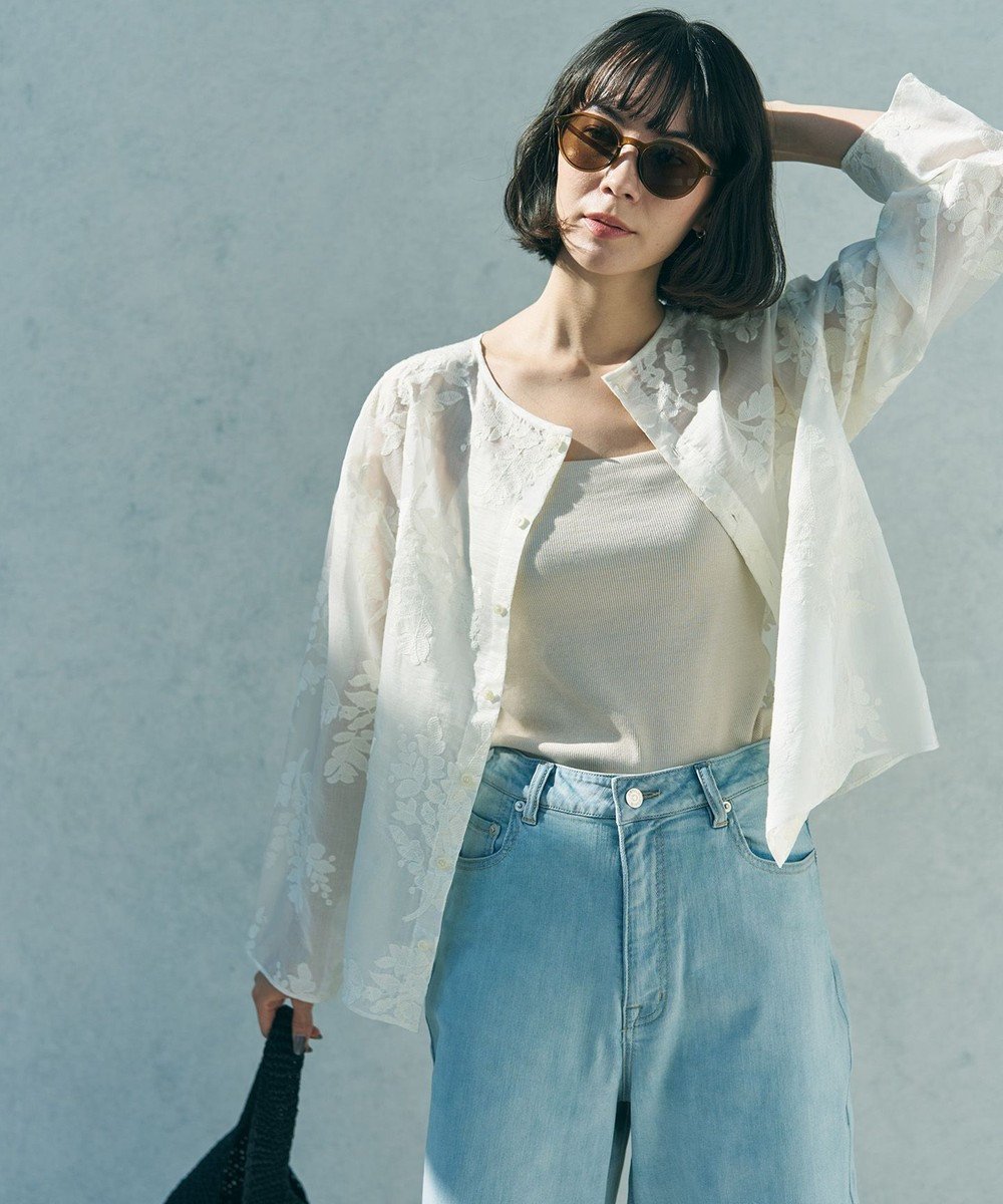 【アンフィーロ 自由区/UNFILO】の【前後着用可能の2WAY仕様】ボタニカル エンブロイダリー ブラウス インテリア・キッズ・メンズ・レディースファッション・服の通販 founy(ファニー) 　ファッション　Fashion　レディースファッション　Fashion for Women　トップス・カットソー　Cut & Sew Tops　シャツ・ブラウス・オフィスカジュアル　Elegant Blouses & Button-Ups　エンブロイダリー　Embroidery Design　カーディガン　Cardigan, Knitwear　シアー　Sheer, See-Through　シンプル　Simple, Minimal　ボタニカル　Botanical, Floral Pattern　夏　Summer　春　Spring　S/S・春夏　SS, Spring/Summer, Warm Season　エクリュ|ID: prp329100004918007 ipo3291000000036886749