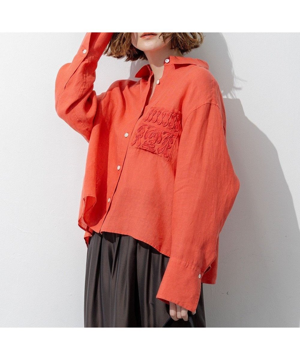 【23区/NIJYUSANKU】の【先行予約】LIBECOリネン ポケット刺繍 クロップドシャツ インテリア・キッズ・メンズ・レディースファッション・服の通販 founy(ファニー) 　ファッション　Fashion　レディースファッション　Fashion for Women　トップス・カットソー　Cut & Sew Tops　シャツ・ブラウス・オフィスカジュアル　Elegant Blouses & Button-Ups　オレンジ　Orange　春　Spring　カフス　Cuff Design　クロップド　Cropped, Short Length　シンプル　Simple, Minimal　スリーブ　Sleeve, Long Sleeve / Short Sleeve　チェック　Check, Plaid, Tartan　トレンド　Trend, Trending Now　バランス　Balance, Style Balance　フェミニン　Feminine, Girly　ベーシック　Basic, Essential　ポケット　Pocket, Pocket Detail　リネン　Linen, Linen Fabric　S/S・春夏　SS, Spring/Summer, Warm Season　夏　Summer　2026年　2026　オレンジ系|ID: prp329100004918951 ipo3291000000036898780