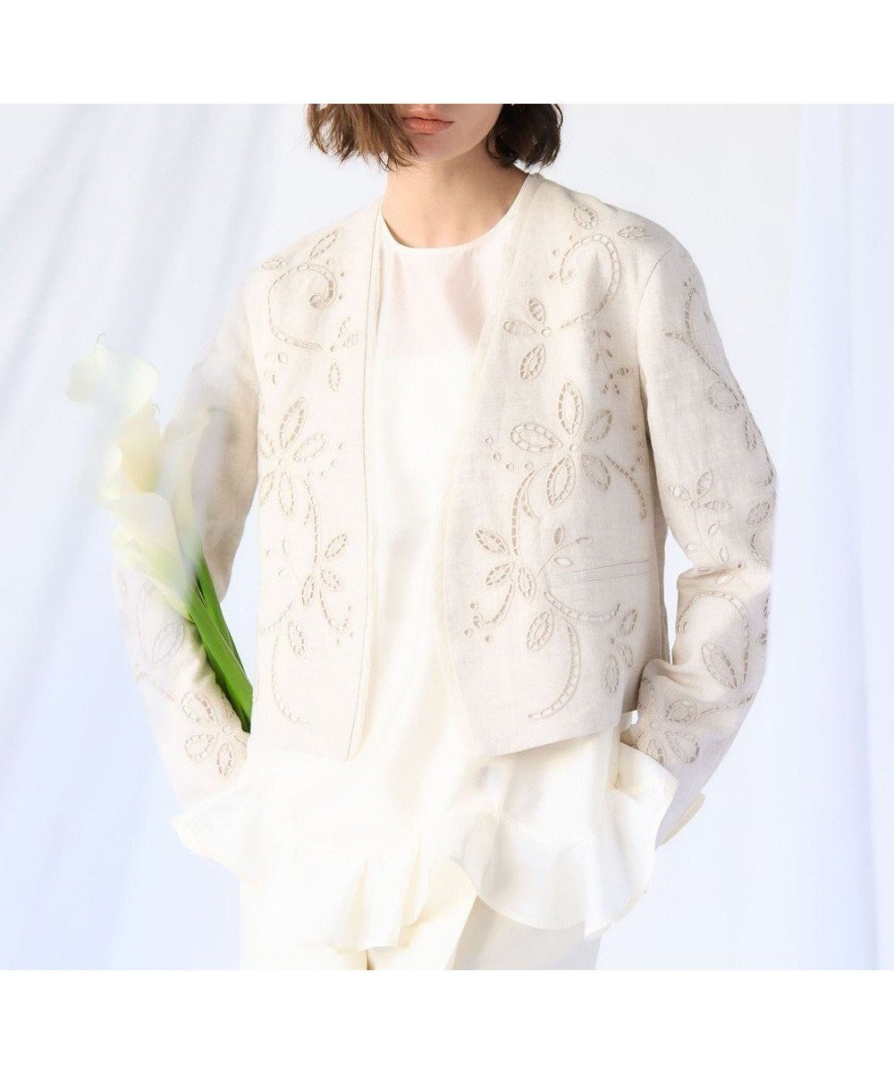 【23区/NIJYUSANKU】の【GOLD LABEL/見上愛さん着用】リネンエンブロイダリー ノーカラージャケット インテリア・キッズ・メンズ・レディースファッション・服の通販 founy(ファニー) 　ファッション　Fashion　レディースファッション　Fashion for Women　アウター　Coat / Outerwear Collection　レディースジャケット・軽アウター　Jackets　ノーカラージャケット / シンプル上品コーデ　Collarless Jackets　オーガンジー　Organza Fabric　春　Spring　コレクション　Collection, Seasonal Line　コンパクト　Compact, Small Size　シンプル　Simple, Minimal　ジャケット　Jacket, Outerwear　スマート　Smart, Elegant　リネン　Linen, Linen Fabric　ワイド　Wide, Wide Fit　S/S・春夏　SS, Spring/Summer, Warm Season　夏　Summer　エレガント 上品　Elegant　2026年　2026　ベージュ系|ID: prp329100004918989 ipo3291000000036899193