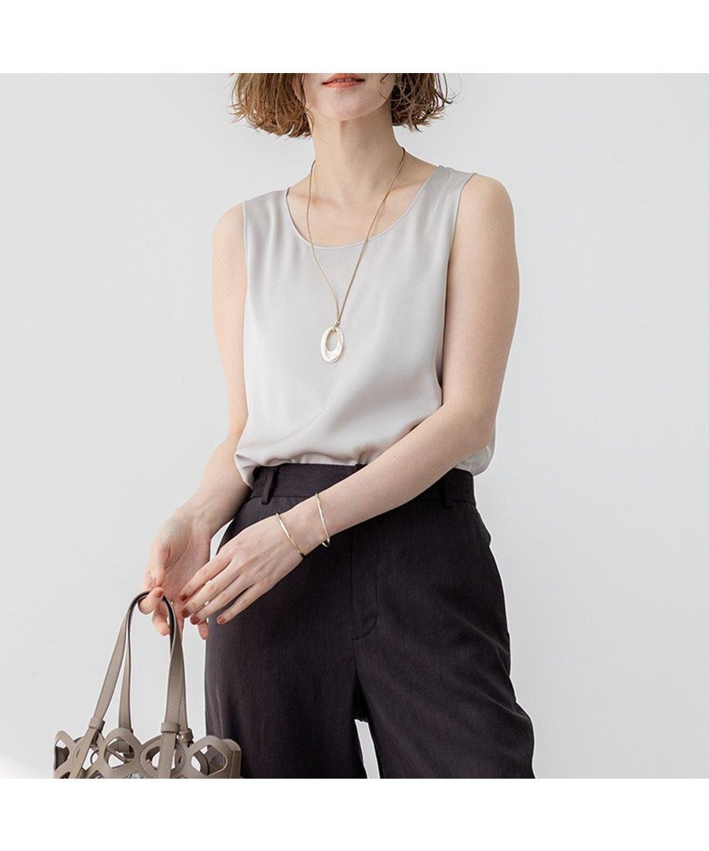 【23区/NIJYUSANKU】の【新色追加/Oggi掲載】ミスティサテン タンクトップ インテリア・キッズ・メンズ・レディースファッション・服の通販 founy(ファニー) 　雑誌掲載アイテム　Magazine Picks & Fashion Features　ファッション雑誌　Fashion Magazines　オッジ　Oggi　ファッション　Fashion　レディースファッション　Fashion for Women　トップス・カットソー　Cut & Sew Tops　春　Spring　5月号　May Issue　カーディガン　Cardigan, Knitwear　クロップド　Cropped, Short Length　サテン　Satin, Glossy Fabric　シアー　Sheer, See-Through　ジャケット　Jacket, Outerwear　ストレッチ　Stretch, Stretchy Fabric　雑誌　Magazine, Fashion Magazine　タンク　Tank Top, Sleeveless Top　トリミング　Trimming, Decorative Edge　S/S・春夏　SS, Spring/Summer, Warm Season　おすすめ　Recommended / Our Picks　夏　Summer　エレガント 上品　Elegant　ベージュ系|ID: prp329100004925199 ipo3291000000036958121