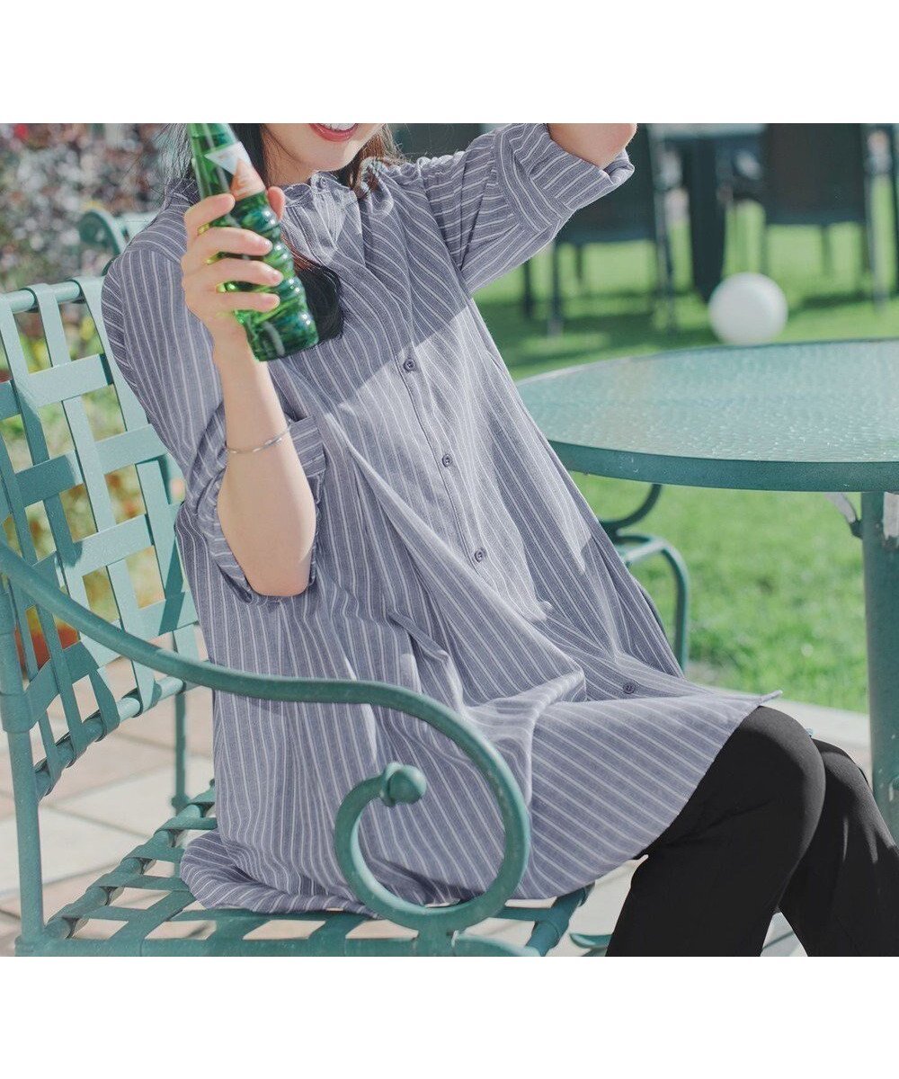 【ティアクラッセ/Tiaclasse】の【新色追加】バンドカラーシャツチュニックブラウス 人気、トレンドファッション・服の通販 founy(ファニー) 　ファッション　Fashion　レディースファッション　Fashion for Women　トップス・カットソー　Cut & Sew Tops　シャツ・ブラウス・オフィスカジュアル　Elegant Blouses & Button-Ups　アクセサリー　Fashion Accessories　ウォッシャブル　Machine Washable　春　Spring　洗える　Machine Washable　秋　Autumn　カーディガン　Cardigan, Knitwear　シャンブレー　Chambray, Denim-Like Fabric　シンプル　Simple, Minimal　ストライプ　Stripe, Striped Pattern　チュニック　Tunic, Long Top　長袖　Long Sleeve, Full Sleeve　フレア　Flare, Flared　フロント　Front, Front Design　ポケット　Pocket, Pocket Detail　ロング　Long, Long-Length　ロールアップ　Roll-Up, Cuffed Hem　S/S・春夏　SS, Spring/Summer, Warm Season　再入荷　Restock / Back in Stock　夏　Summer　エレガント 上品　Elegant　新作・新入荷　New Arrivals / New In　 other-1|ID: prp329100004925227 ipo3291000000036958590