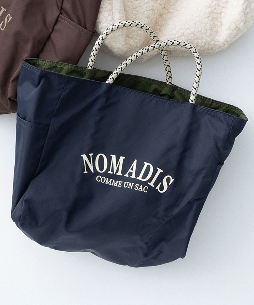 【23区/NIJYUSANKU】の【新色追加/23区別注カラーあり】NOMADIS SAC2 WIDE リバーシブル トートバッグ インテリア・キッズ・メンズ・レディースファッション・服の通販 founy(ファニー) 　ファッション　Fashion　レディースファッション　Fashion for Women　バッグ　Bags　キャンバス　Canvas, Canvas Fabric　シンプル　Simple, Minimal　トートバッグ　Tote Bag, Large Shoulder Bag　プリント　Print, Printed Pattern　ポケット　Pocket, Pocket Detail　別注　Limited Edition, Custom Order　リバーシブル　Reversible, Two-Sided　ネイビー×カーキ|ID: prp329100004925273 ipo3291000000036959000