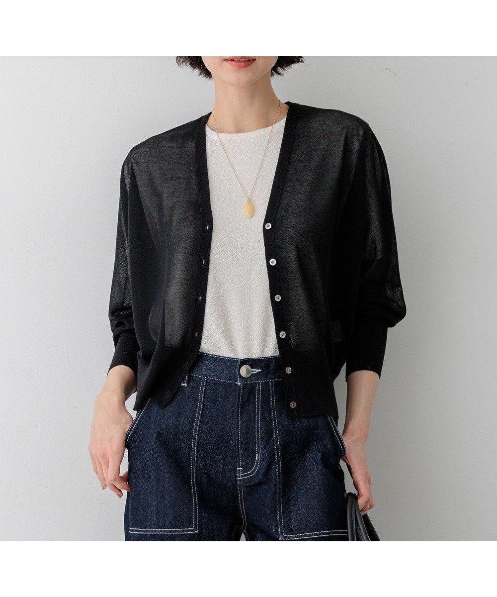 【23区/NIJYUSANKU】の【WEB 一部店舗限定カラーあり】シャイニーシアー ドルマンスリーブ カーディガン インテリア・キッズ・メンズ・レディースファッション・服の通販 founy(ファニー) 　ファッション　Fashion　レディースファッション　Fashion for Women　トップス・カットソー　Cut & Sew Tops　カーディガン・羽織り　Layered Style Cardigans　春　Spring　カーディガン　Cardigan, Knitwear　コンパクト　Compact, Small Size　スリット　Slit, Slit Detail　人気　Popular, Best Seller　バランス　Balance, Style Balance　S/S・春夏　SS, Spring/Summer, Warm Season　おすすめ　Recommended / Our Picks　夏　Summer　旅行　Travel　エレガント 上品　Elegant　2026年　2026　ブラック系|ID: prp329100004925276 ipo3291000000036959020