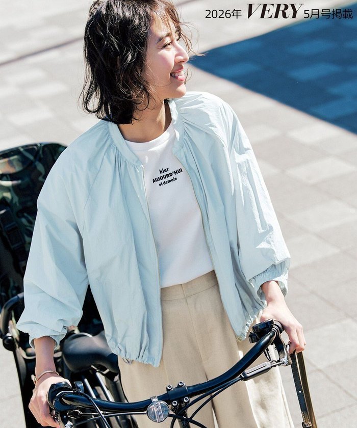 【アンフィーロ 自由区/UNFILO】の【VERY掲載】My everyday ブルゾン インテリア・キッズ・メンズ・レディースファッション・服の通販 founy(ファニー) https://founy.com/ 雑誌掲載アイテム Magazine Picks & Fashion Features ファッション雑誌 Fashion Magazines ヴェリィ VERY ファッション Fashion レディースファッション Fashion for Women アウター Coat / Outerwear Collection レディースジャケット・軽アウター Jackets ブルゾンジャケット・スポーティアウター Blouson Jackets 春 Spring 5月号 May Issue ギャザー Gathered, Ruffled 軽量 Lightweight, Ultra Light ジャケット Jacket, Outerwear スリーブ Sleeve, Long Sleeve / Short Sleeve 雑誌 Magazine, Fashion Magazine フィット Fit, Slim Fit フォルム Silhouette, Form ブルゾン Blouson, Bomber Jacket ポケット Pocket, Pocket Detail S/S・春夏 SS, Spring/Summer, Warm Season 再入荷 Restock / Back in Stock 夏 Summer 新作・新入荷 New Arrivals / New In |ID: prp329100004925658 ipo3291000000036962248