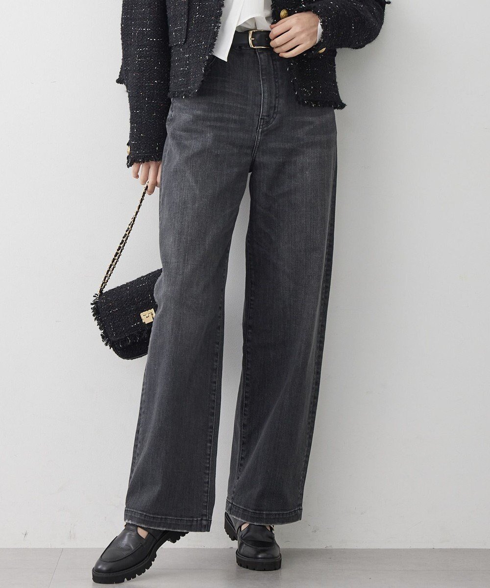 【23区/NIJYUSANKU】の【滝沢眞規子さん着用/VERY・Oggi掲載】23区DENIM ストレッチ ワイドパンツ インテリア・キッズ・メンズ・レディースファッション・服の通販 founy(ファニー) 　雑誌掲載アイテム　Magazine Picks & Fashion Features　ファッション雑誌　Fashion Magazines　ヴェリィ　VERY　オッジ　Oggi　ファッションモデル・俳優・女優　Models　女性　Women　滝沢眞規子　Takizawa Makiko　ファッション　Fashion　レディースファッション　Fashion for Women　パンツ　Pants & Trousers　デニムパンツ・ジーンズ・美脚デニム　Denim Jeans & Pants　12月号　December Issue　3月号　March Issue　シルケット　Silket, Silky Cotton　ジーンズ　Jeans, Denim Pants　ストレッチ　Stretch, Stretchy Fabric　ストレート　Straight, Straight Cut　雑誌　Magazine, Fashion Magazine　デニム　Denim, Jeans Material　トレンド　Trend, Trending Now　定番　Standard, Basic Item　フィット　Fit, Slim Fit　プリント　Print, Printed Pattern　ポケット　Pocket, Pocket Detail　ワイド　Wide, Wide Fit　A/W・秋冬　Autumn/Winter　S/S・春夏　SS, Spring/Summer, Warm Season　夏　Summer　グレー系|ID: prp329100004925886 ipo3291000000036963077