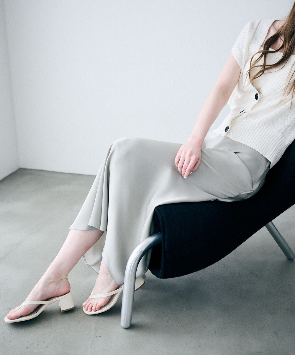 【アンクレイヴ/uncrave】のライトダブルサテン バイアススカート インテリア・キッズ・メンズ・レディースファッション・服の通販 founy(ファニー) 　ファッション　Fashion　レディースファッション　Fashion for Women　スカート　Skirts　春　Spring　サテン　Satin, Glossy Fabric　シルク　Silk, 100% Silk　ジャケット　Jacket, Outerwear　ストレッチ　Stretch, Stretchy Fabric　とろみ　Fluid, Flowy Fabric　ダブル　Double, Double-Breasted　ドレープ　Drape, Draping Fabric　バイアス　Bias, Diagonal Cut　バランス　Balance, Style Balance　マーメイド　Mermaid, Fishtail Silhouette　ワイド　Wide, Wide Fit　S/S・春夏　SS, Spring/Summer, Warm Season　夏　Summer　エレガント 上品　Elegant　シルバーグレー|ID: prp329100004926394 ipo3291000000036965068