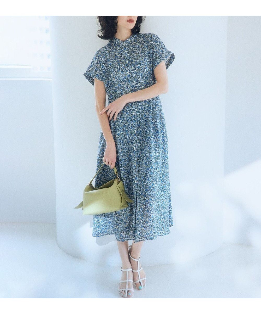 【組曲/KUMIKYOKU】のフラワーガーデンプリント ワンピース インテリア・キッズ・メンズ・レディースファッション・服の通販 founy(ファニー) 　ファッション　Fashion　レディースファッション　Fashion for Women　ワンピース　Dresses　春　Spring　シャドー　Shadow, Subtle Pattern　スリーブ　Sleeve, Long Sleeve / Short Sleeve　チェック　Check, Plaid, Tartan　フィット　Fit, Slim Fit　フェミニン　Feminine, Girly　フレア　Flare, Flared　フレンチ　French, French Style　プリント　Print, Printed Pattern　ペチコート　Petticoat, Underskirt　S/S・春夏　SS, Spring/Summer, Warm Season　夏　Summer　エレガント 上品　Elegant　ブルー系|ID: prp329100004926406 ipo3291000000036965119