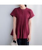 【組曲/KUMIKYOKU】のサマージャージーブラウスライク カットソー 人気、トレンドファッション・服の通販 founy(ファニー) ファッション Fashion レディースファッション Fashion for Women トップス・カットソー Cut & Sew Tops シャツ・ブラウス・オフィスカジュアル Elegant Blouses & Button-Ups ロングTシャツ・Tシャツ Longline T-Shirts & Tees カットソー・ベーシックTシャツ Cut-and-Sewn Tops / Stretch Tees & Basics エレガント 上品 Elegant 春 Spring カットソー Cut and Sewn Top カフス Cuff Design 吸水 Absorbent, Quick-Dry スリーブ Sleeve, Long Sleeve / Short Sleeve チュニック Tunic, Long Top ドロップ Drop Shoulder, Dropped Style フィット Fit, Slim Fit フレア Flare, Flared 半袖 Short Sleeve, Half Sleeve S/S・春夏 SS, Spring/Summer, Warm Season おすすめ Recommended / Our Picks 夏 Summer thumbnail ガーネット系|ID: prp329100004926410 ipo3291000000037019563