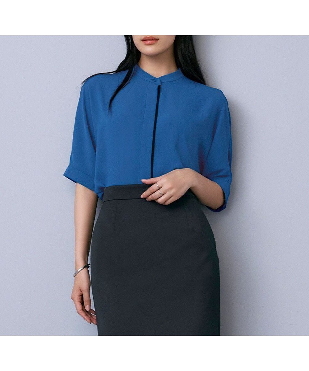 【アイシービー/iCB】の【人気のため新色追加・接触冷感・UVケア・速乾・洗える】BackSatinAmunzen 5分袖バンドカラーブラウス インテリア・キッズ・メンズ・レディースファッション・服の通販 founy(ファニー) 　ファッション　Fashion　レディースファッション　Fashion for Women　トップス・カットソー　Cut & Sew Tops　シャツ・ブラウス・オフィスカジュアル　Elegant Blouses & Button-Ups　春　Spring　洗える　Machine Washable　サテン　Satin, Glossy Fabric　人気　Popular, Best Seller　ハイネック　High Neck, Mock Neck　プリント　Print, Printed Pattern　ワーク　Workwear, Utility Style　S/S・春夏　SS, Spring/Summer, Warm Season　夏　Summer　2025年　2025　2025春夏・S/S　Spring/Summer 2025 SS25　アゲートブルー系|ID: prp329100004926439 ipo3291000000036965278