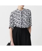 【アイシービー/iCB】の【人気のため新色追加・接触冷感・UVケア・速乾・洗える】BackSatinAmunzen 5分袖バンドカラーブラウス 人気、トレンドファッション・服の通販 founy(ファニー) ファッション Fashion レディースファッション Fashion for Women トップス・カットソー Cut & Sew Tops シャツ・ブラウス・オフィスカジュアル Elegant Blouses & Button-Ups 春 Spring 洗える Machine Washable サテン Satin, Glossy Fabric 人気 Popular, Best Seller ハイネック High Neck, Mock Neck プリント Print, Printed Pattern ワーク Workwear, Utility Style S/S・春夏 SS, Spring/Summer, Warm Season 夏 Summer 2025年 2025 2025春夏・S/S Spring/Summer 2025 SS25 thumbnail オフホワイト×ブラック柄系|ID: prp329100004926439 ipo3291000000036965287