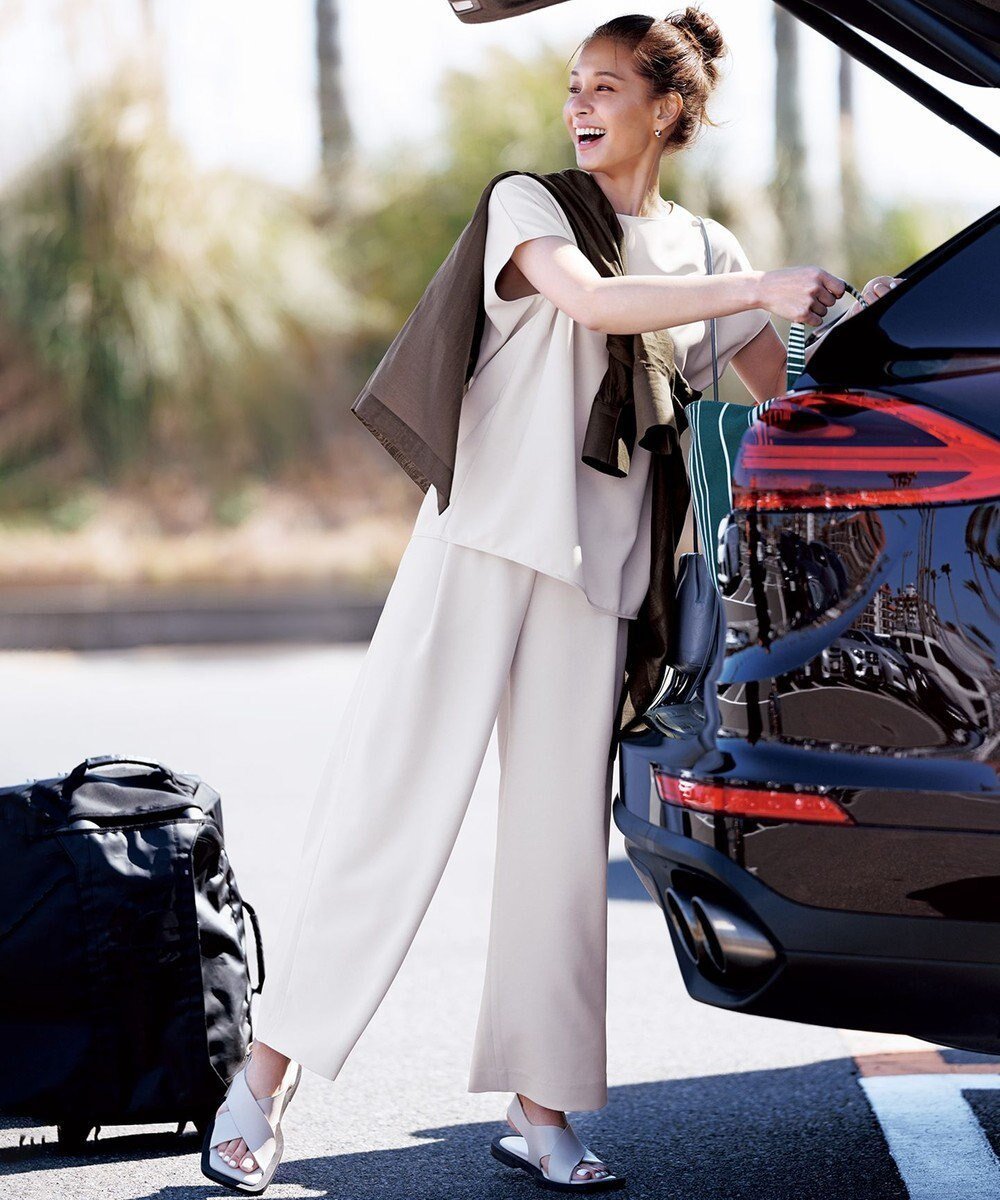 【アンフィーロ 自由区/UNFILO】のサマーセットアップ ワイドパンツ インテリア・キッズ・メンズ・レディースファッション・服の通販 founy(ファニー) 　ファッション　Fashion　レディースファッション　Fashion for Women　セットアップ　Matching Sets　レディースパンツ・ボトムス　Pants & Trousers / Bottoms　ウォッシャブル　Machine Washable　春　Spring　洗える　Machine Washable　吸水　Absorbent, Quick-Dry　サマー　Summer, Summer Style　スニーカー　Sneakers, Trainers　セットアップ　Set-Up, Coordinated Outfit　人気　Popular, Best Seller　フロント　Front, Front Design　ワイド　Wide, Wide Fit　S/S・春夏　SS, Spring/Summer, Warm Season　夏　Summer　アイスグレー|ID: prp329100004926443 ipo3291000000036965306