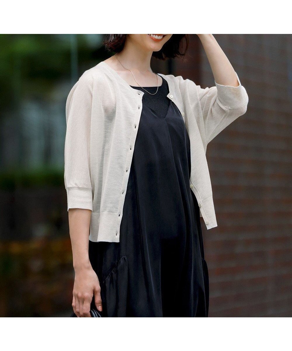 【23区/NIJYUSANKU】の【前後着用可能/洗える】シャイニーシアー 5分袖 カーディガン インテリア・キッズ・メンズ・レディースファッション・服の通販 founy(ファニー) 　ファッション　Fashion　レディースファッション　Fashion for Women　トップス・カットソー　Cut & Sew Tops　カーディガン・羽織り　Layered Style Cardigans　春　Spring　洗える　Machine Washable　カーディガン　Cardigan, Knitwear　コンパクト　Compact, Small Size　トレンド　Trend, Trending Now　人気　Popular, Best Seller　ベーシック　Basic, Essential　S/S・春夏　SS, Spring/Summer, Warm Season　おすすめ　Recommended / Our Picks　夏　Summer　旅行　Travel　エレガント 上品　Elegant　2025年　2025　2025春夏・S/S　Spring/Summer 2025 SS25　アイボリー系|ID: prp329100004932311 ipo3291000000037020167
