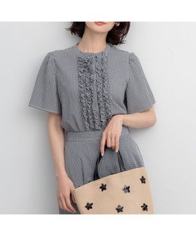 【組曲/KUMIKYOKU】の【WEB限定】サッカーギンガムチェック フロントフリルブラウス 人気、トレンドファッション・服の通販 founy(ファニー) ファッション Fashion レディースファッション Fashion for Women トップス・カットソー Cut & Sew Tops シャツ・ブラウス・オフィスカジュアル Elegant Blouses & Button-Ups 春 Spring ギンガム Gingham, Gingham Fabric サッカー Seersucker, Summer Fabric スニーカー Sneakers, Trainers チェック Check, Plaid, Tartan デニム Denim, Jeans Material バランス Balance, Style Balance フェミニン Feminine, Girly フリル Frill, Ruffle フロント Front, Front Design ボトム Bottoms, Lower Wear S/S・春夏 SS, Spring/Summer, Warm Season おすすめ Recommended / Our Picks 夏 Summer |ID:prp329100004932330