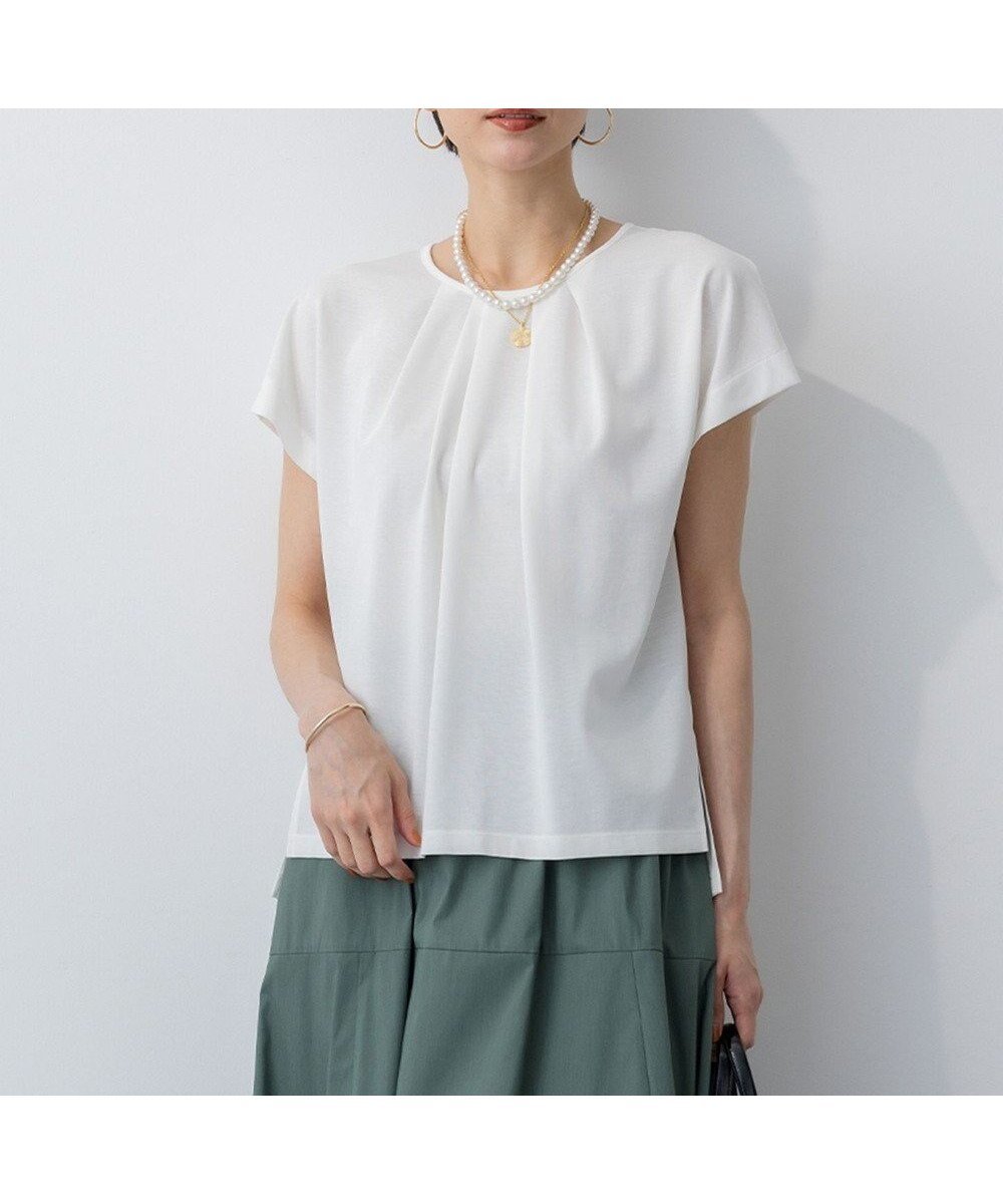 【23区/NIJYUSANKU】の【接触冷感/洗える】ツイストコットンプレーティング タックデザイン カットソー インテリア・キッズ・メンズ・レディースファッション・服の通販 founy(ファニー) 　ファッション　Fashion　レディースファッション　Fashion for Women　トップス・カットソー　Cut & Sew Tops　シャツ・ブラウス・オフィスカジュアル　Elegant Blouses & Button-Ups　ロングTシャツ・Tシャツ　Longline T-Shirts & Tees　カットソー・ベーシックTシャツ　Cut-and-Sewn Tops / Stretch Tees & Basics　イレギュラー　Irregular Design　春　Spring　洗える　Machine Washable　カットソー　Cut and Sewn Top　ガウチョパンツ　Gaucho Pants, Culottes　シンプル　Simple, Minimal　セットアップ　Set-Up, Coordinated Outfit　ロング　Long, Long-Length　S/S・春夏　SS, Spring/Summer, Warm Season　おすすめ　Recommended / Our Picks　夏　Summer　2025年　2025　2025春夏・S/S　Spring/Summer 2025 SS25　ホワイト系|ID: prp329100004932336 ipo3291000000037020358