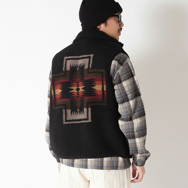 【ペンドルトン/PENDLETON】のPENDLETON ペンドルトン スタンドベスト インテリア・キッズ・メンズ・レディースファッション・服の通販 founy(ファニー) https://founy.com/ ファッション Fashion レディースファッション Fashion for Women アウター Coat / Outerwear Collection トップス・カットソー Cut & Sew Tops ベスト&ジレ / 重ね着スタイル Vests & Gilets スタンド Stand Collar, Upright Stand ベスト Vest, Waistcoat |ID: prp329100003817312 ipo3291000000035766705