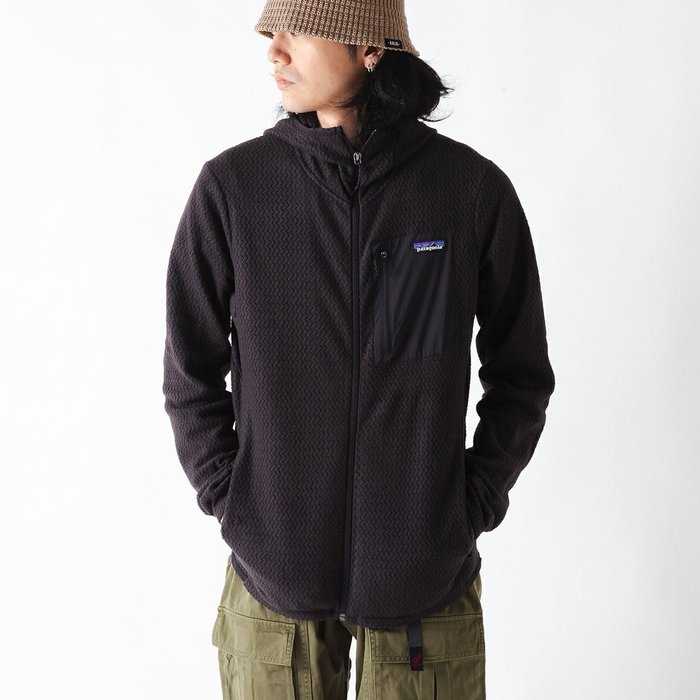 【パタゴニア/Patagonia / MEN】のpatagonia パタゴニア R1エアフルジップフーディ メンズ インテリア・キッズ・メンズ・レディースファッション・服の通販 founy(ファニー) https://founy.com/ ファッション Fashion メンズファッション Fashion for Men メンズ Men's, Menswear |ID: prp329100003910216 ipo3291000000036204732