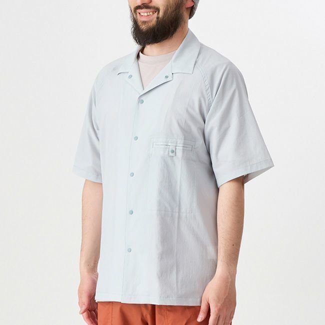 【アクシーズクイン エレメンツ/AXESQUIN ELEMENTS】のAXESQUIN ELEMENTS アクシーズクインエレメンツ 軽くて涼しい半袖シャツ 人気、トレンドファッション・服の通販 founy(ファニー) 　ファッション　Fashion　レディースファッション　Fashion for Women　トップス・カットソー　Cut & Sew Tops　シャツ・ブラウス・オフィスカジュアル　Elegant Blouses & Button-Ups　ストレッチ　Stretch, Stretchy Fabric　スリット　Slit, Slit Detail　スリーブ　Sleeve, Long Sleeve / Short Sleeve　ポケット　Pocket, Pocket Detail　半袖　Short Sleeve, Half Sleeve　軽量　Lightweight, Ultra Light　 other-1|ID: prp329100003998849 ipo3291000000031158685