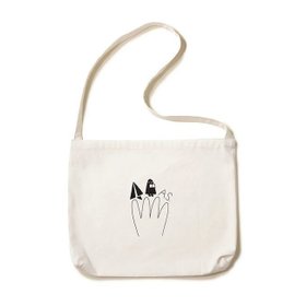 【ペーパースカイウェア/PAPERSKY WEAR】のPAPERSKY WEAR ペーパースカイウェア ニーヴス&アンドレアスサミュエルソン トートバッグ 人気、トレンドファッション・服の通販 founy(ファニー) ファッション Fashion レディースファッション Fashion for Women バッグ Bags |ID:prp329100004268134