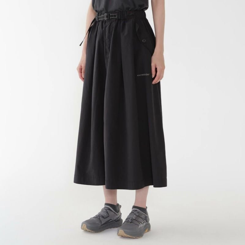 【アンドワンダー/and wander】のand wander アンドワンダー オーバーサイズカーゴスカート【ウィメンズ】 人気、トレンドファッション・服の通販 founy(ファニー) 　ファッション　Fashion　レディースファッション　Ladies' Fashion Online　スカート　Skirt　 other-1|ID: prp329100004449628 ipo3291000000031118980