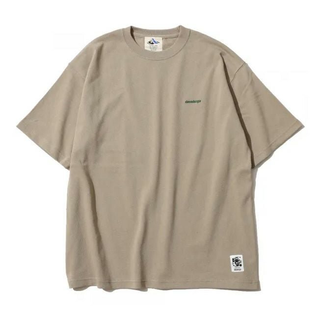 【デヴァドゥルガ/devadurga / MEN】のdevadurga デヴァドゥルガ ロゴステッチTEE インテリア・キッズ・メンズ・レディースファッション・服の通販 founy(ファニー) https://founy.com/ ファッション Fashion メンズファッション Fashion for Men |ID: prp329100004453240 ipo3291000000035768131