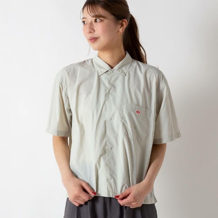 【ダントン/DANTON】のDANTON ダントン ドットボタンB.D.ショートシャツS/S【ウィメンズ】 インテリア・キッズ・メンズ・レディースファッション・服の通販 founy(ファニー) https://founy.com/ ファッション Fashion レディースファッション Fashion for Women トップス・カットソー Cut & Sew Tops シャツ・ブラウス・オフィスカジュアル Elegant Blouses & Button-Ups ショート Short, Short Length ドット Polka Dot, Dot Pattern 夏 Summer S/S・春夏 SS, Spring/Summer, Warm Season |ID: prp329100004498008 ipo3291000000031731643