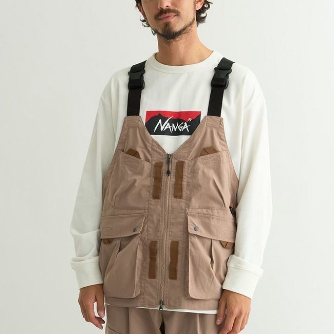 【ナンガ/NANGA】のNANGA ナンガ ヒノックリップストップUTベスト インテリア・キッズ・メンズ・レディースファッション・服の通販 founy(ファニー) https://founy.com/ ファッション Fashion レディースファッション Fashion for Women アウター Coat / Outerwear Collection トップス・カットソー Cut & Sew Tops ベスト&ジレ / 重ね着スタイル Vests & Gilets ストレッチ Stretch, Stretchy Fabric タオル Towel, Bath Towel フラップ Flap, Flap Pocket ベスト Vest, Waistcoat ポケット Pocket, Pocket Detail リップ Lip, Lip Motif ループ Loop, Loop Knit |ID: prp329100004521270 ipo3291000000031976420