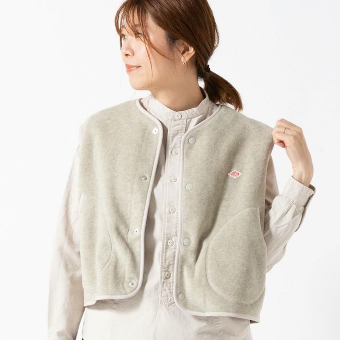 【ダントン/DANTON】のDANTON ダントン フリースカラーレスベスト フリース【ウィメンズ】 インテリア・キッズ・メンズ・レディースファッション・服の通販 founy(ファニー) https://founy.com/ ファッション Fashion レディースファッション Fashion for Women アウター Coat / Outerwear Collection トップス・カットソー Cut & Sew Tops ベスト&ジレ / 重ね着スタイル Vests & Gilets オレンジ Orange パイピング Piping, Trim Design マーブル Marble, Marble Pattern |ID: prp329100004657617 ipo3291000000033870588