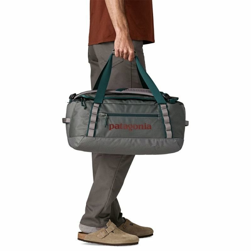 【パタゴニア/Patagonia】のpatagonia パタゴニア ブラックホールダッフル40L 人気、トレンドファッション・服の通販 founy(ファニー) ファッション Fashion レディースファッション Fashion for Women other-1|ID: prp329100004660902 ipo3291000000033728444