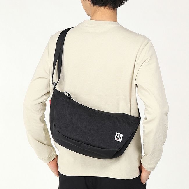 【チャムス/CHUMS】のCHUMS チャムス リサイクルスモールバナナショルダーバッグ 人気、トレンドファッション・服の通販 founy(ファニー) 　ファッション　Fashion　レディースファッション　Fashion for Women　バッグ　Bags　ポケット　Pocket, Pocket Detail　ポーチ　Pouch, Small Case　財布　Wallet, Purse　 other-1|ID: prp329100004707135 ipo3291000000033996833