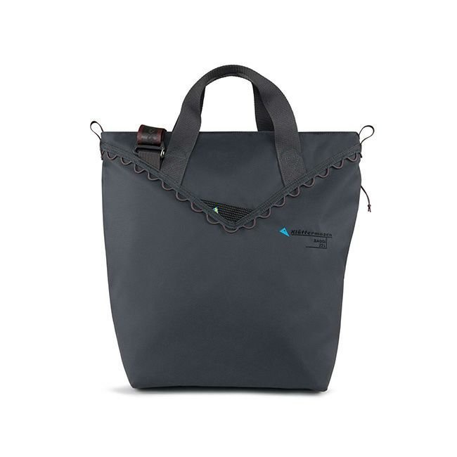 【クレッタルムーセン/KLATTERMUSEN】のKLATTERMUSEN クレッタルムーセン バギーバッグ22L 人気、トレンドファッション・服の通販 founy(ファニー) ファッション Fashion レディースファッション Fashion for Women ショルダー Shoulder, Shoulder Strap シルバー Silver, Metallic Silver スリーブ Sleeve, Long Sleeve / Short Sleeve ポケット Pocket, Pocket Detail ラップ Wrap, Wrap Design other-1|ID: prp329100004760651 ipo3291000000034452486