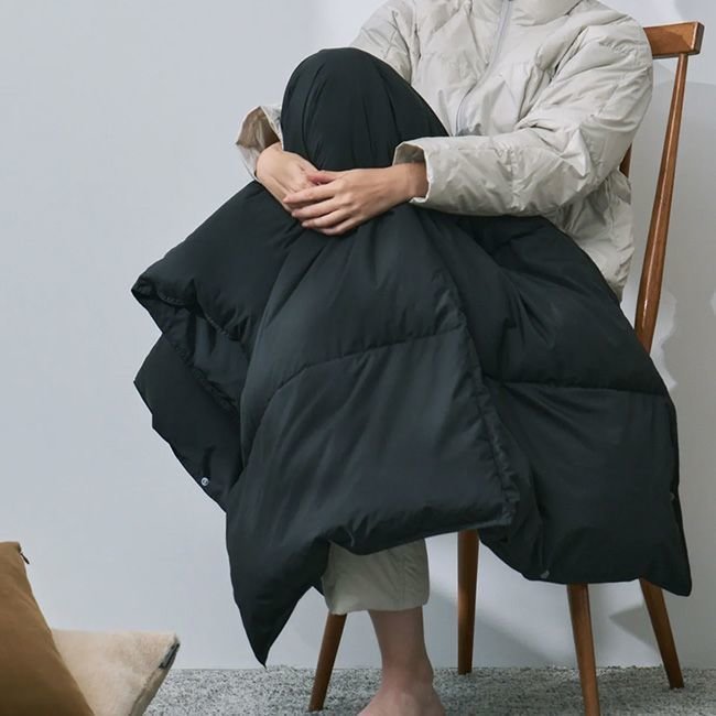 【その他のブランド/Other】のTAION タイオン ルームダウン 超軽量 800FP 羽毛膝掛け クッションカバー付き(ブランケットサイズ) 人気、トレンドファッション・服の通販 founy(ファニー) 　キャンバス　Canvas, Canvas Fabric　クッション　Cushion, Throw Pillow　ダウン　Down, Puffer　フェザー　Feather, Feather Detail　ブランケット　Blanket, Throw Blanket　軽量　Lightweight, Ultra Light　ホーム・キャンプ・アウトドア・お取り寄せ　Home Living / Home & Lifestyle / Camping Gear / Outdoor Camping　キャンプ用品・アウトドア
　Camping Gear & Outdoor Supplies　その他 雑貨 小物　Camping Tools　 other-1|ID: prp329100004782842 ipo3291000000034707463