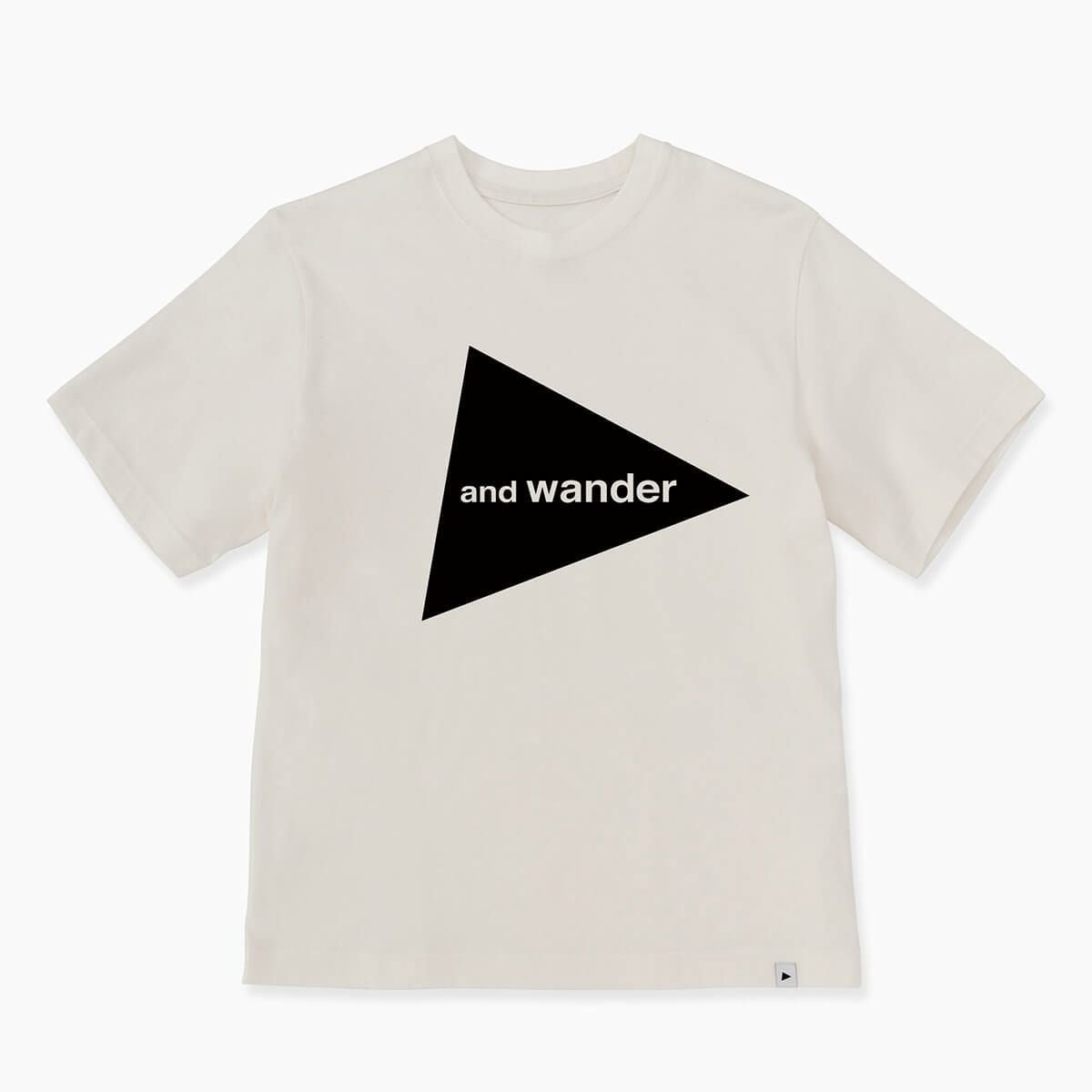 【アンドワンダー/and wander】のand wander アンドワンダー アンドワンダービッグロゴSS T 人気、トレンドファッション・服の通販 founy(ファニー) 　ファッション　Fashion　レディースファッション　Fashion for Women　 other-1|ID: prp329100004869693 ipo3291000000036293897