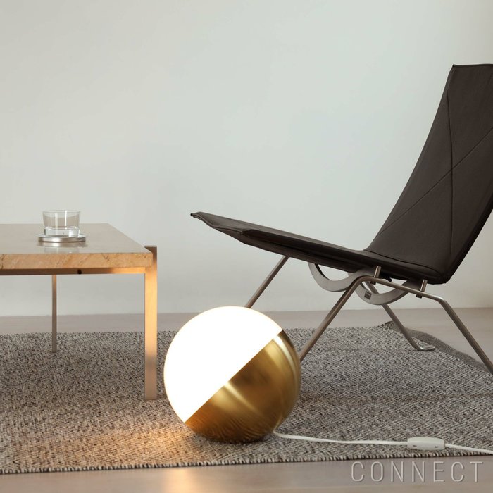 【ルイスポールセン/Louis Poulsen / GOODS】のVLStudio(ステュディオ)テーブル/フロア250/真鍮《スマートプラグプレゼント》 インテリア・キッズ・メンズ・レディースファッション・服の通販 founy(ファニー) https://founy.com/ ガラス Glass, Glassware シンプル Simple, Minimal スマート Smart, Elegant テーブル Table, Dining Table フォルム Silhouette, Form モダン Modern, Contemporary ホーム・キャンプ・アウトドア・お取り寄せ Home Living / Home & Lifestyle / Camping Gear / Outdoor Camping 家具・インテリア Home Furniture & Interior. Stylish & Functional Living Spaces ライト・照明 Lamps & Lighting Fixtures |ID: prp329100003114445 ipo3291000000036290219