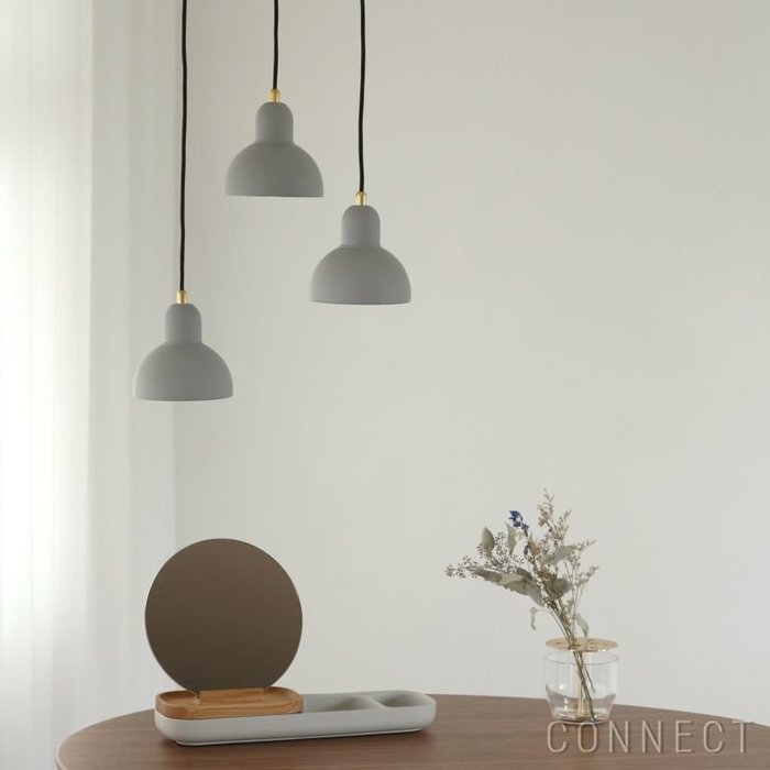 【フリッツ ハンセン/FRITZ HANSEN / GOODS】のKAISERidell(カイザー・イデル)/ペンダントライト6722-P/イージーグレー/真鍮(無加工)《LED電球プレゼント》 インテリア・キッズ・メンズ・レディースファッション・服の通販 founy(ファニー) https://founy.com/ クラシック Classic スリム Slim ツイスト Twist モダン Modern ホーム・キャンプ・アウトドア・お取り寄せ Home,Garden,Outdoor,Camping Gear 家具・インテリア Furniture ライト・照明 Lighting & Light Fixtures ペンダントライト Pendant Light |ID: prp329100003114504 ipo3291000000021121153