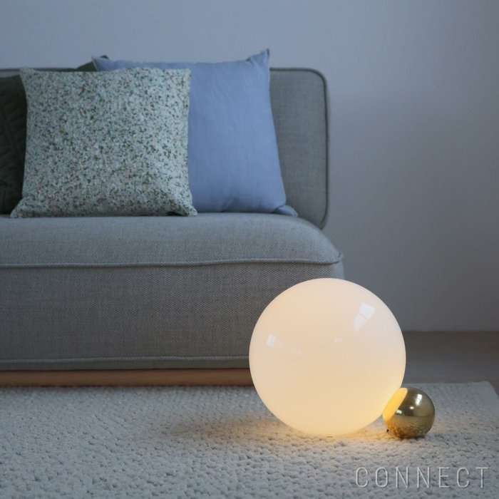 【フロス/FLOS / GOODS】のCOPYCAT(コピーキャット)/テーブルランプ インテリア・キッズ・メンズ・レディースファッション・服の通販 founy(ファニー) https://founy.com/ なめらか Smooth, Silky Texture ガラス Glass, Glassware テーブル Table, Dining Table バランス Balance, Style Balance ホーム・キャンプ・アウトドア・お取り寄せ Home Living / Home & Lifestyle / Camping Gear / Outdoor Camping 家具・インテリア Home Furniture & Interior. Stylish & Functional Living Spaces ライト・照明 Lamps & Lighting Fixtures |ID: prp329100003114522 ipo3291000000035766057