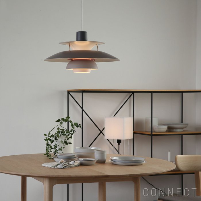 【ルイスポールセン/Louis Poulsen / GOODS】のPH5/グレーグラデーション/ペンダントライト《》 インテリア・キッズ・メンズ・レディースファッション・服の通販 founy(ファニー) https://founy.com/ グラデーション Gradient, Ombre ホーム・キャンプ・アウトドア・お取り寄せ Home Living / Home & Lifestyle / Camping Gear / Outdoor Camping 家具・インテリア Home Furniture & Interior. Stylish & Functional Living Spaces ライト・照明 Lamps & Lighting Fixtures ペンダントライト・吊り下げ照明 Pendant Light / Hanging Light Fixture |ID: prp329100003114581 ipo3291000000035792680