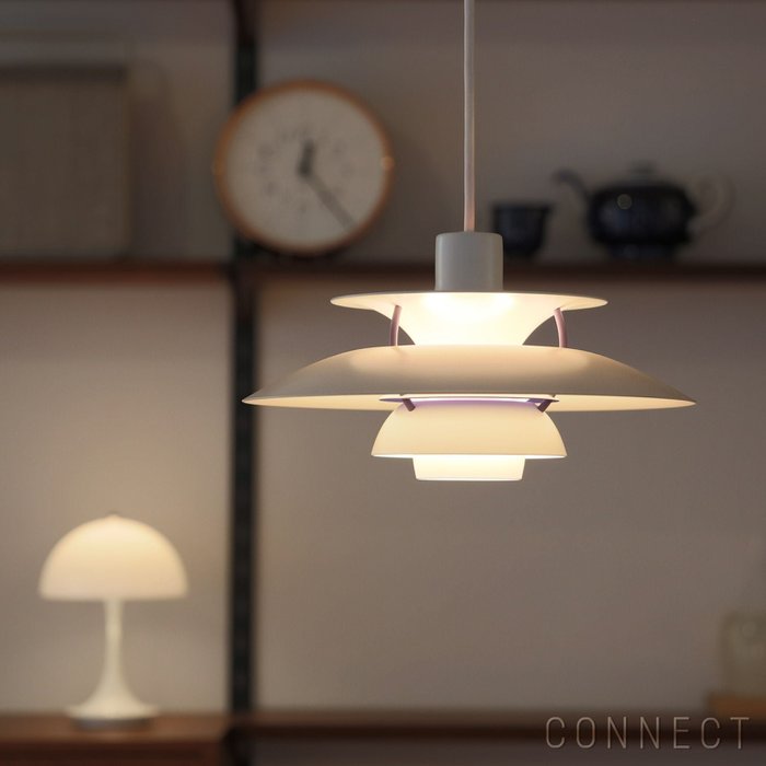 【ルイスポールセン/Louis Poulsen / GOODS】のPH5Mini(ミニ)/クラシック・ホワイト インテリア・キッズ・メンズ・レディースファッション・服の通販 founy(ファニー) https://founy.com/ クラシック Classic, Timeless Style グラデーション Gradient, Ombre ボトム Bottoms, Lower Wear ホーム・キャンプ・アウトドア・お取り寄せ Home Living / Home & Lifestyle / Camping Gear / Outdoor Camping 家具・インテリア Home Furniture & Interior. Stylish & Functional Living Spaces ライト・照明 Lamps & Lighting Fixtures ペンダントライト・吊り下げ照明 Pendant Light / Hanging Light Fixture |ID: prp329100003114594 ipo3291000000035792507