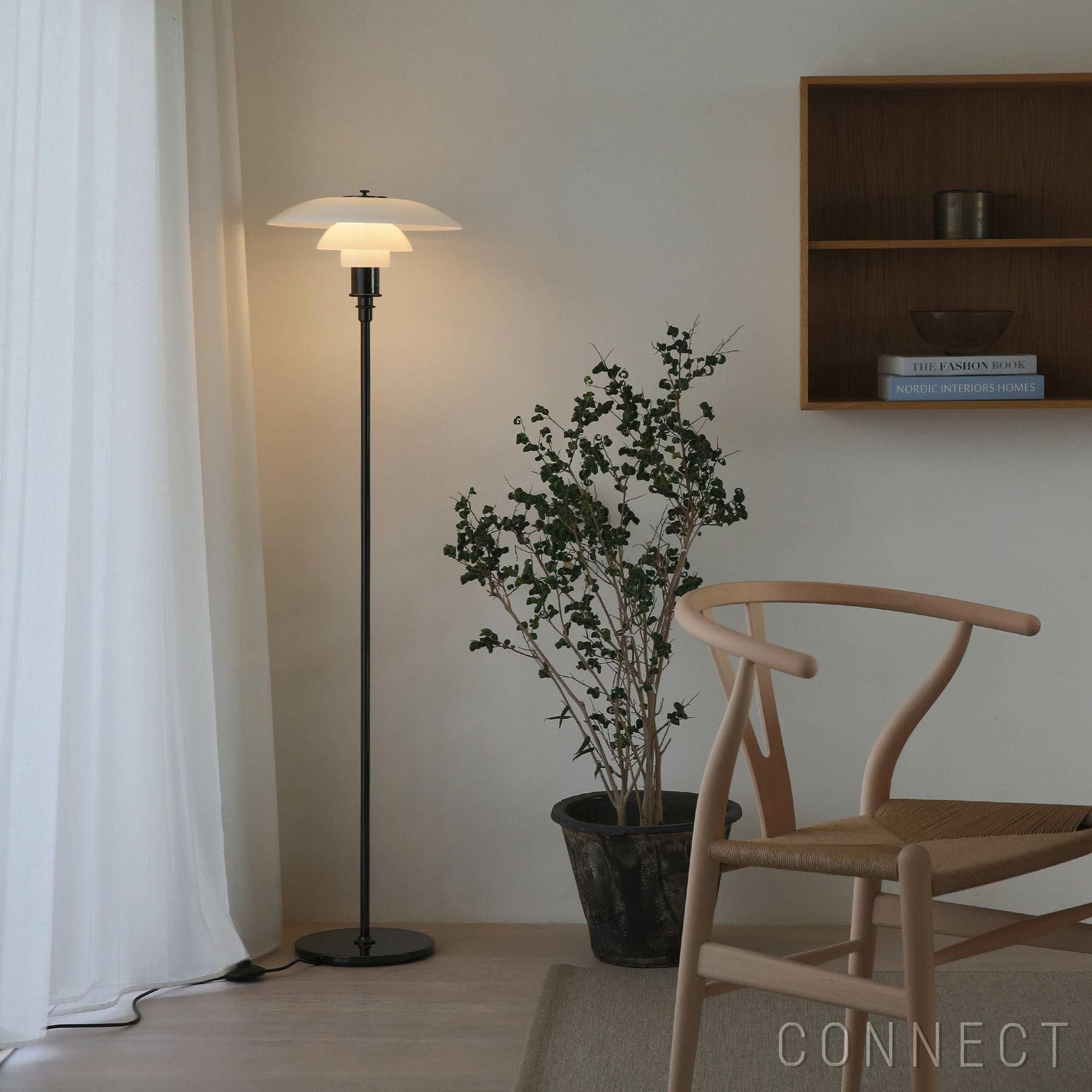 【ルイスポールセン/Louis Poulsen / GOODS】のPH31/2-21/2Floorブラック・メタライズド/フロアランプ 人気、トレンドファッション・服の通販 founy(ファニー) 　クラシック　Classic, Timeless Style　フィット　Fit, Slim Fit　フォルム　Silhouette, Form　ホーム・キャンプ・アウトドア・お取り寄せ　Home Living / Home & Lifestyle / Camping Gear / Outdoor Camping　家具・インテリア　Home Furniture & Interior. Stylish & Functional Living Spaces　ソファー　Couches & Sofas　 other-1|ID: prp329100003114606 ipo3291000000035430474