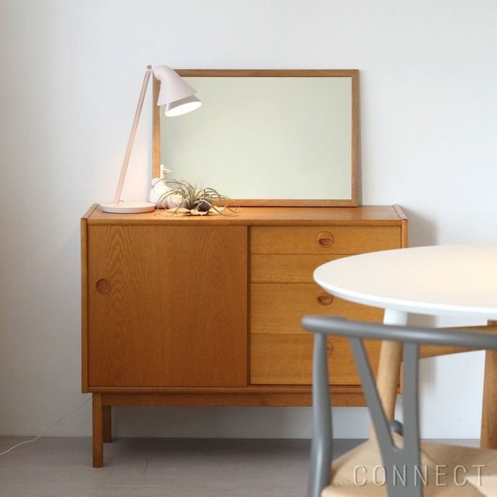 【カール ハンセン&サン/CARL HANSEN & SON / GOODS】のKAAREKLINTmirrorミラー/オーク材・ラッカー仕上げ/mirrorミラー/60×40cm インテリア・キッズ・メンズ・レディースファッション・服の通販 founy(ファニー) https://founy.com/ シンプル Simple モダン Modern おすすめ Recommend ホーム・キャンプ・アウトドア・お取り寄せ Home,Garden,Outdoor,Camping Gear 家具・インテリア Furniture ミラー・ドレッサー Mirror ミラー・鏡 Mirror |ID: prp329100003114938 ipo3291000000021121587