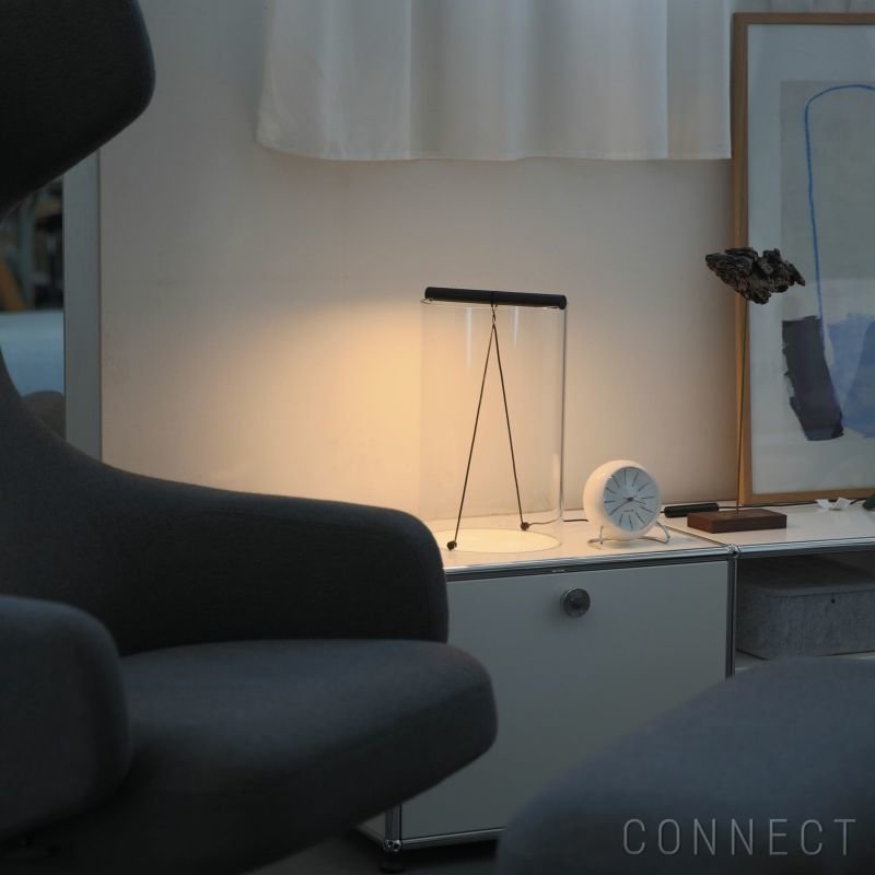 【フロス/FLOS / GOODS】のTOTIET2(トゥータイT2)/テーブルランプ 人気、トレンドファッション・服の通販 founy(ファニー) 　イタリア　Italy　コレクション　Collection, Seasonal Line　シンプル　Simple, Minimal　テーブル　Table, Dining Table　ミラノ　Milano Style, Italian-Inspired　ホーム・キャンプ・アウトドア・お取り寄せ　Home Living / Home & Lifestyle / Camping Gear / Outdoor Camping　家具・インテリア　Home Furniture & Interior. Stylish & Functional Living Spaces　テーブル　Dining, Coffee & Side Tables　コンソールテーブル・カウンター机　Console & Hallway Tables　 other-1|ID: prp329100003482468 ipo3291000000035301039