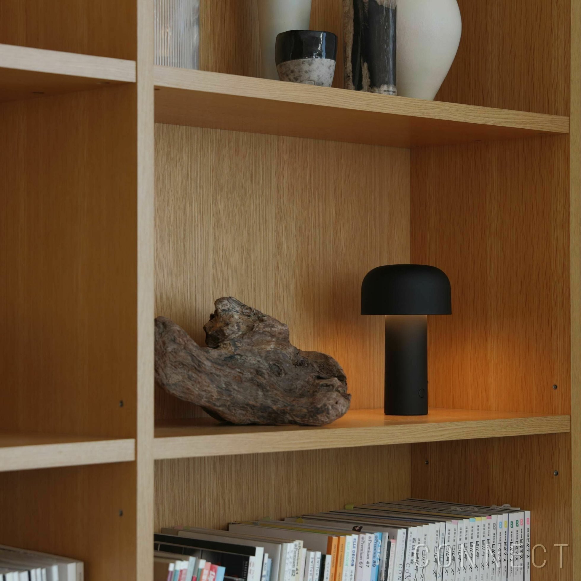 【フロス/FLOS / GOODS】のBELLHOPT(ベルホップT)/マットブラック/テーブルランプ/ポータブルランプ 人気、トレンドファッション・服の通販 founy(ファニー) 　テーブル　Table, Dining Table　ロンドン　London Style, British Inspired　ホーム・キャンプ・アウトドア・お取り寄せ　Home Living / Home & Lifestyle / Camping Gear / Outdoor Camping　家具・インテリア　Home Furniture & Interior. Stylish & Functional Living Spaces　ライト・照明　Lamps & Lighting Fixtures　 other-1|ID: prp329100003635541 ipo3291000000035408327