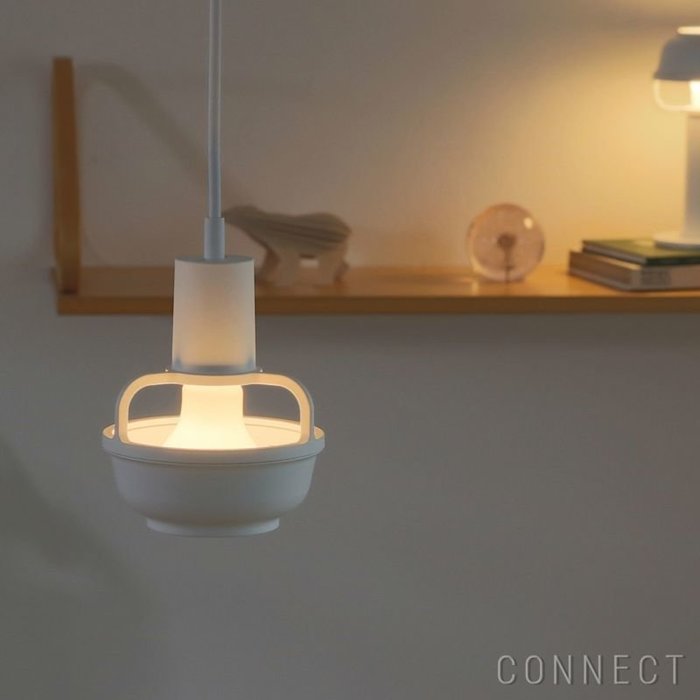 【アルテック/artek / GOODS】のKoriPendantLight(コリペンダント)/ホワイト/ペンダントライト《当店限定山口一郎ポストカード付》 インテリア・キッズ・メンズ・レディースファッション・服の通販 founy(ファニー) https://founy.com/ ホーム・キャンプ・アウトドア・お取り寄せ Home Living / Home & Lifestyle / Camping Gear / Outdoor Camping 家具・インテリア Home Furniture & Interior. Stylish & Functional Living Spaces ライト・照明 Lamps & Lighting Fixtures ペンダントライト・吊り下げ照明 Pendant Light / Hanging Light Fixture |ID: prp329100003756563 ipo3291000000035331058