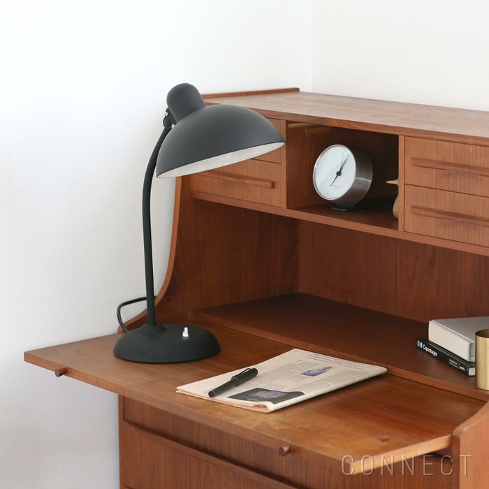 【フリッツ ハンセン/FRITZ HANSEN / GOODS】のKAISERidell(カイザー・イデル)/テーブルランプ・デスクスタンドチルト機能付きマットブラック《LED電球プレゼント》 インテリア・キッズ・メンズ・レディースファッション・服の通販 founy(ファニー) https://founy.com/ テーブル Table, Dining Table フォルム Silhouette, Form ホーム・キャンプ・アウトドア・お取り寄せ Home Living / Home & Lifestyle / Camping Gear / Outdoor Camping 家具・インテリア Home Furniture & Interior. Stylish & Functional Living Spaces ライト・照明 Lamps & Lighting Fixtures |ID: prp329100004210599 ipo3291000000035453883