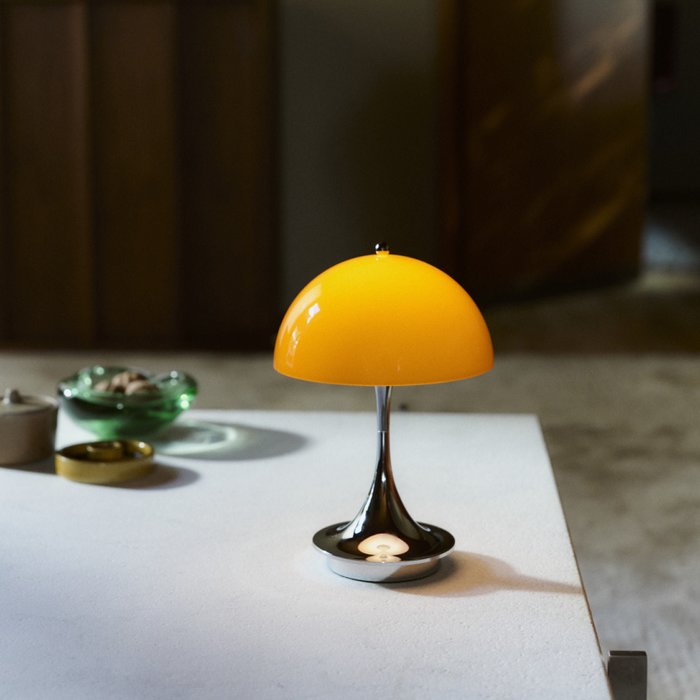 【ルイスポールセン/Louis Poulsen / GOODS】のPanthella160PortableV3(パンテラ160ポータブル)/オパール×クローム/全6色/テーブルランプ インテリア・キッズ・メンズ・レディースファッション・服の通販 founy(ファニー) https://founy.com/ クラシック Classic, Timeless Style コラボ Collaboration, Collab テーブル Table, Dining Table ホーム・キャンプ・アウトドア・お取り寄せ Home Living / Home & Lifestyle / Camping Gear / Outdoor Camping 家具・インテリア Home Furniture & Interior. Stylish & Functional Living Spaces ライト・照明 Lamps & Lighting Fixtures |ID: prp329100004222795 ipo3291000000035766173