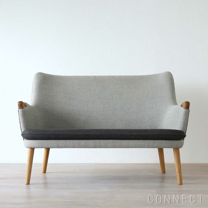 【カール ハンセン&サン/CARL HANSEN & SON / GOODS】のCH72/復刻ミニベアソファ/オーク材・オイル仕上げ/Molly114・Canvas174 インテリア・キッズ・メンズ・レディースファッション・服の通販 founy(ファニー) https://founy.com/ オイル Oil クッション Cushion コンパクト Compact テクスチャー Texture ファブリック Fabric フォルム Form フレーム Flame ホーム・キャンプ・アウトドア・お取り寄せ Home,Garden,Outdoor,Camping Gear 家具・インテリア Furniture その他 インテリア雑貨、家具 Furniture, Interior, Others |ID: prp329100004258095 ipo3291000000029570953